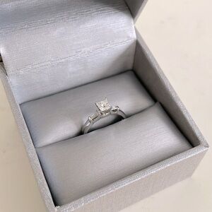 Brand new Zales diamond ring